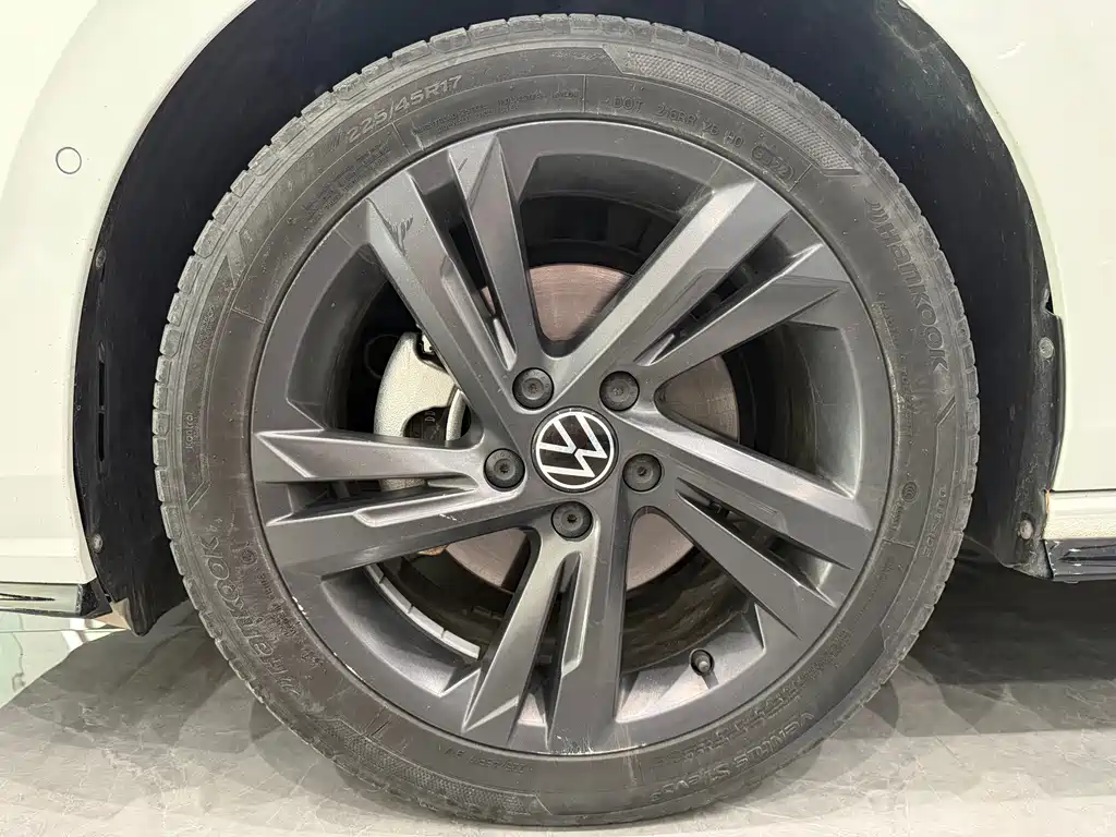 Volkswagen Golf 2022