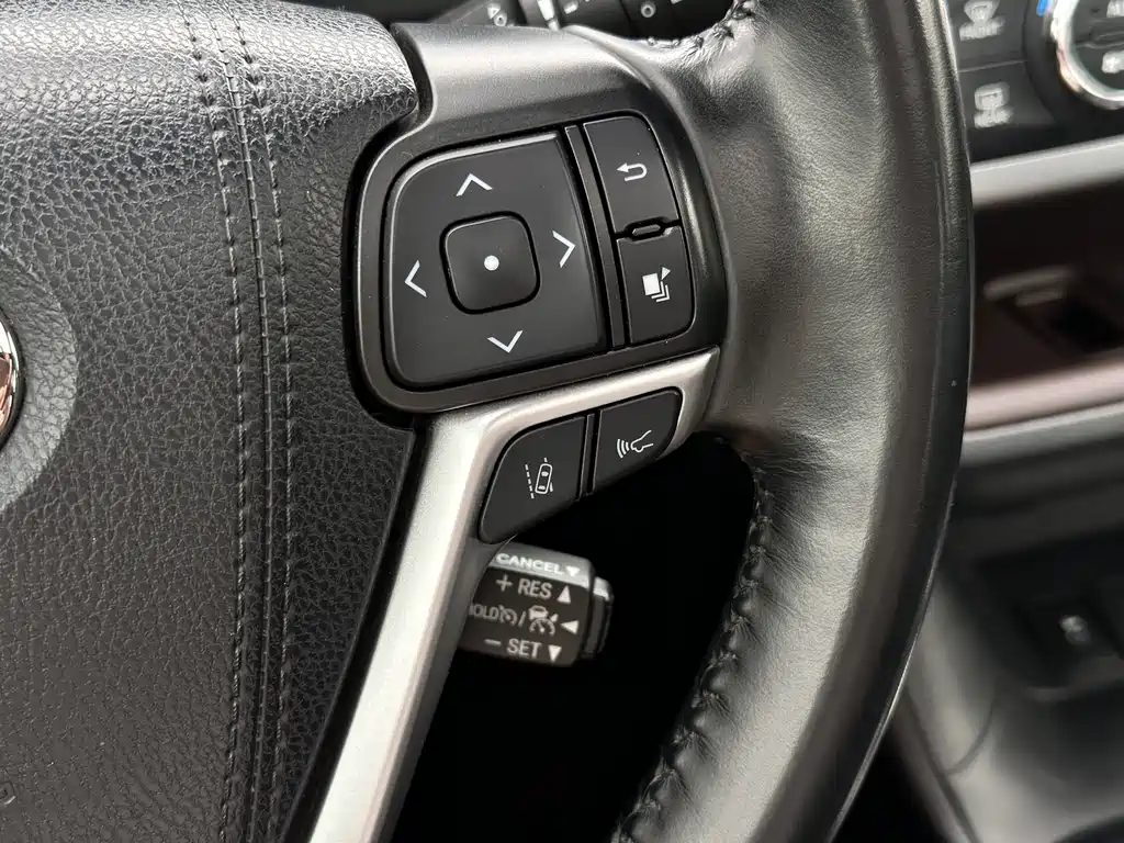 Toyota Highlander 2019 — фото 17