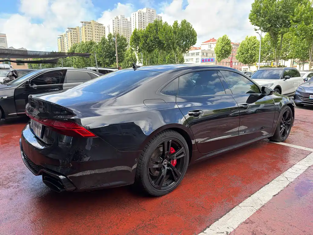Audi A7L 2024