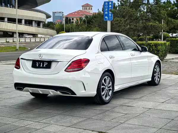 Mercedes-Benz C-Class 2016