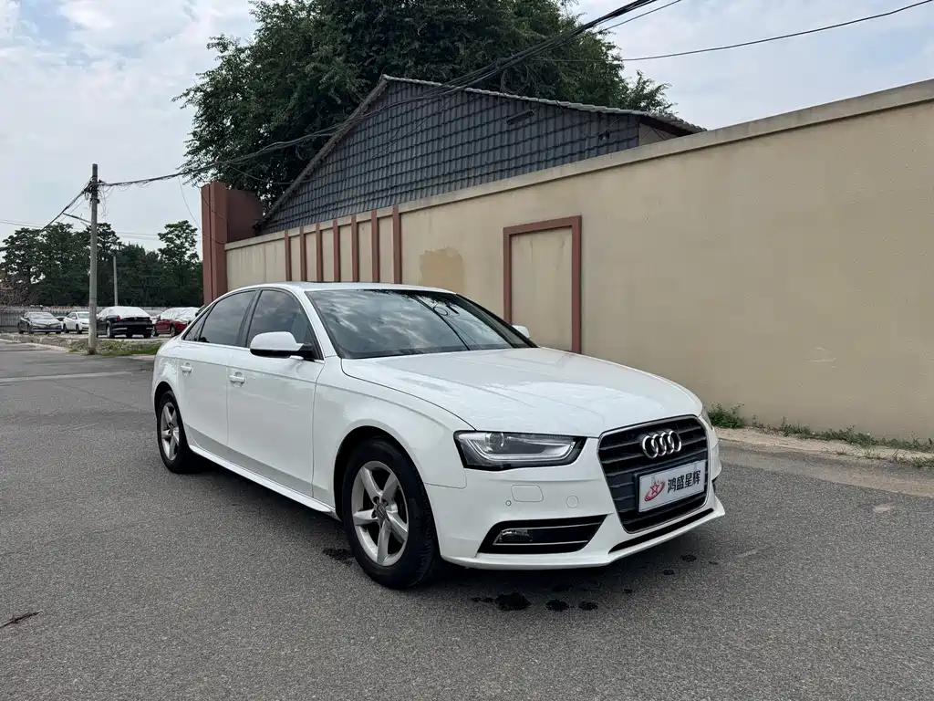 Audi A4L 2015