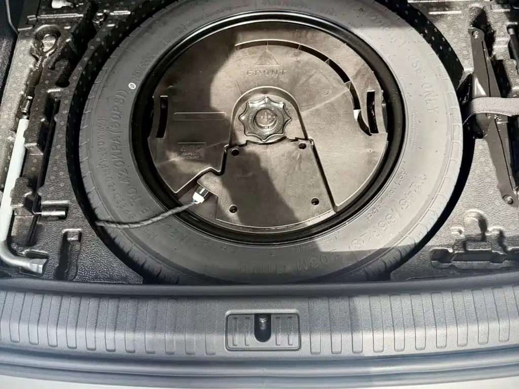 Audi Q3 2023 — фото 15