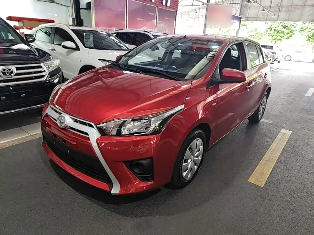 Toyota Yaris L 2016 — фото 2