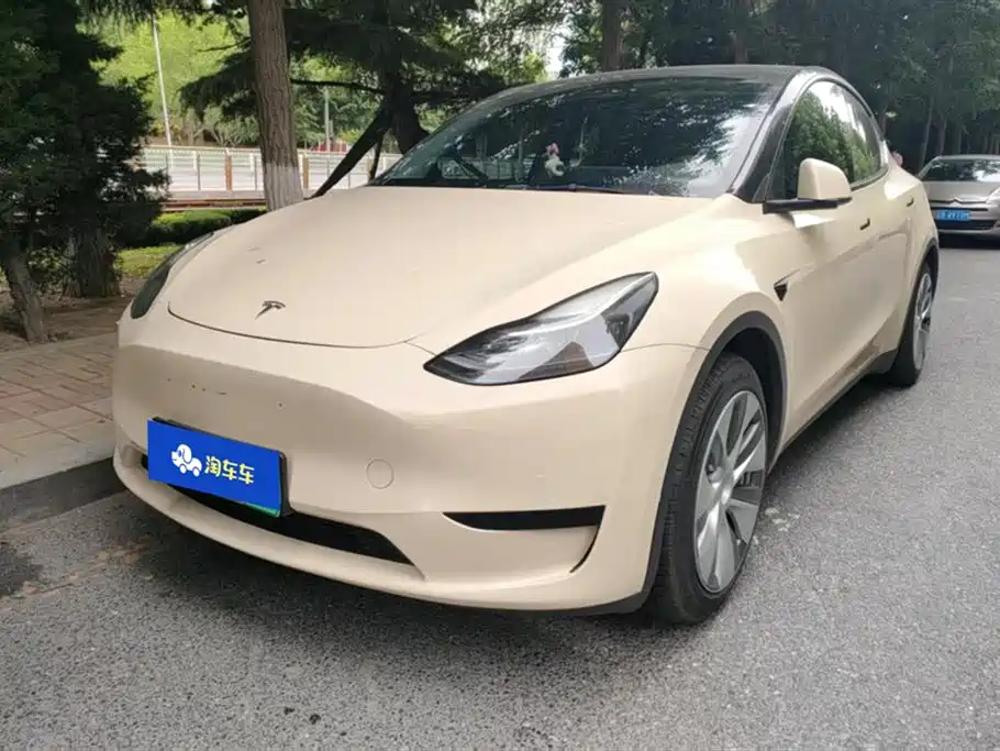Tesla Model Y 2022