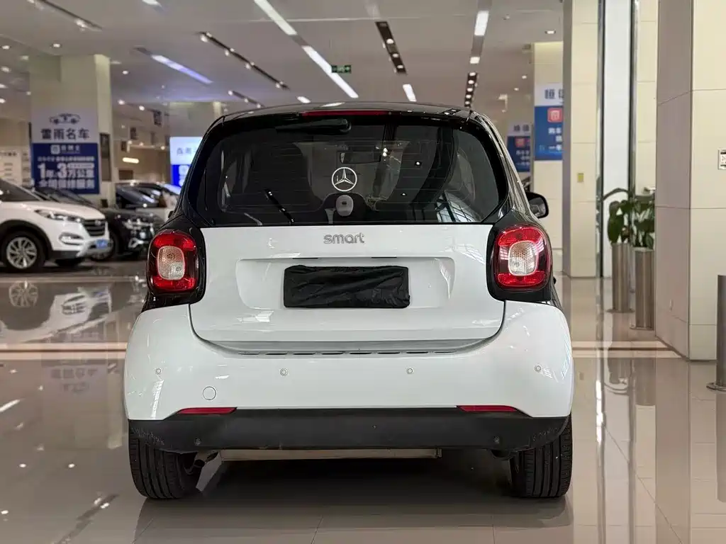 smart fortwo 2015 — фото 8