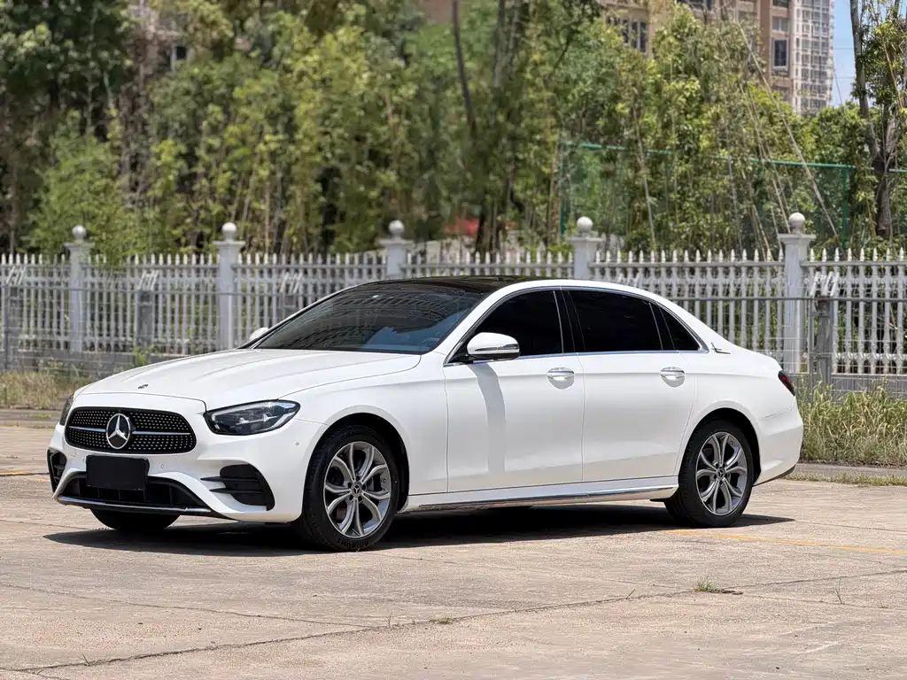 Mercedes-Benz E-Class 2021