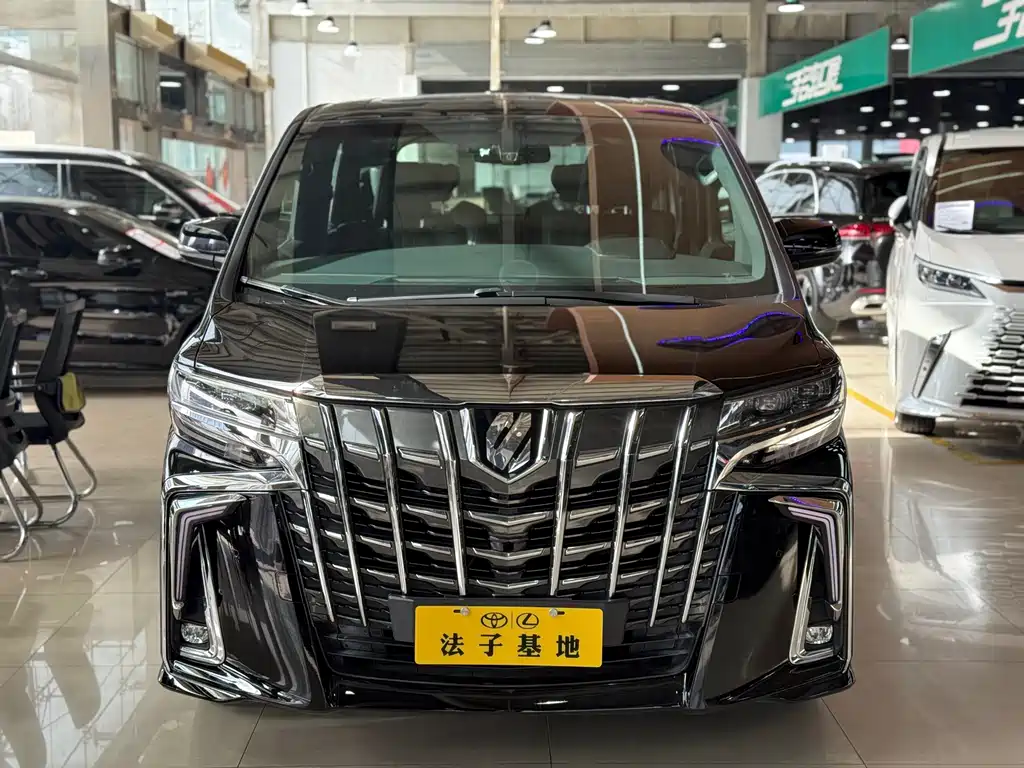 Toyota Alphard 2019 — фото 2