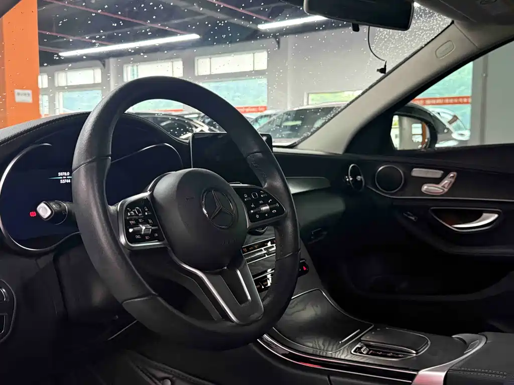 Mercedes-Benz C-Class 2019