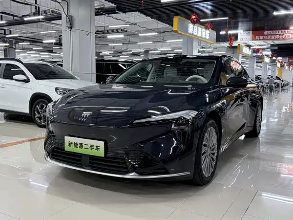 Buick Zhijing L7 2025