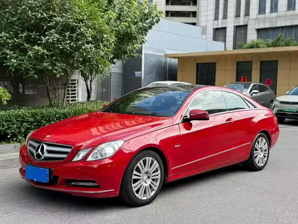 Mercedes-Benz E-Class 2011