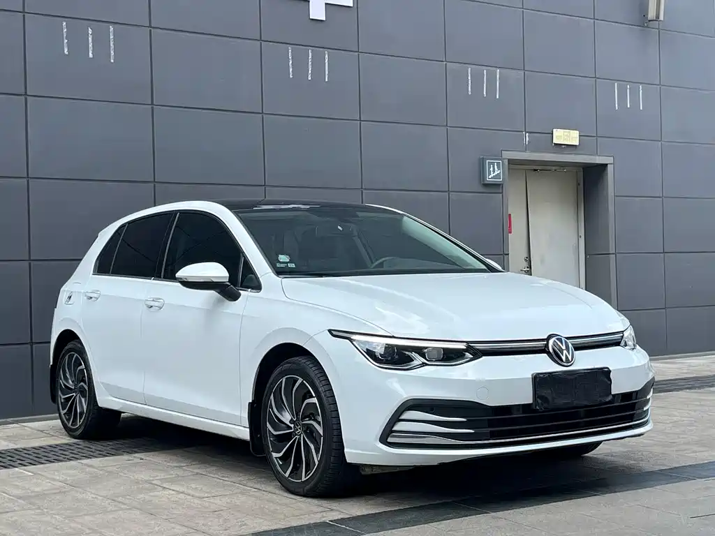 Volkswagen Golf 2022