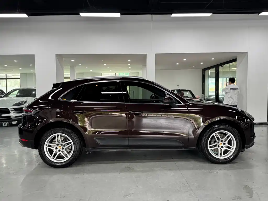 Porsche Macan 2019 — фото 4