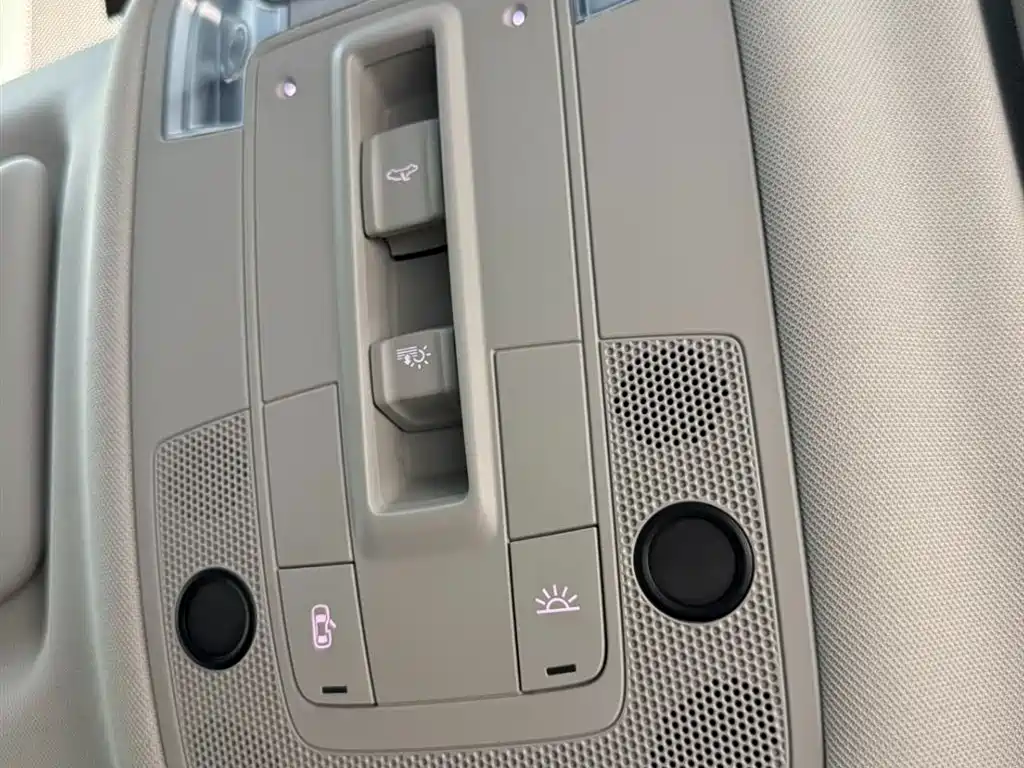 Audi Q3 2022 — фото 14
