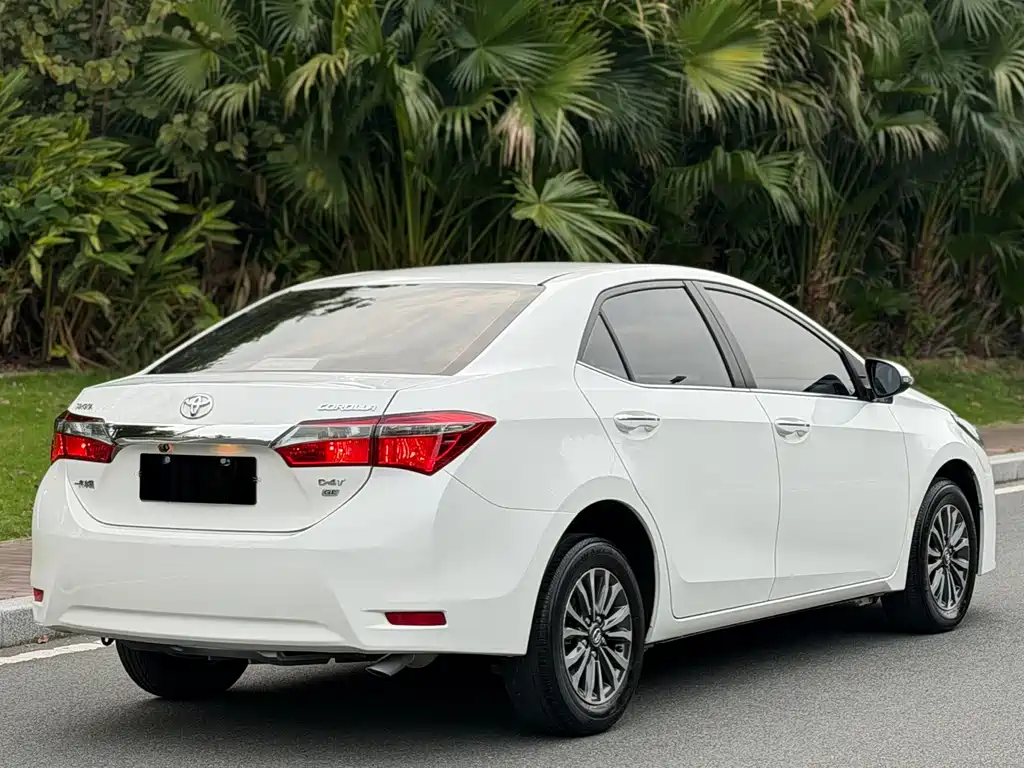 Toyota Corolla 2019 — фото 12