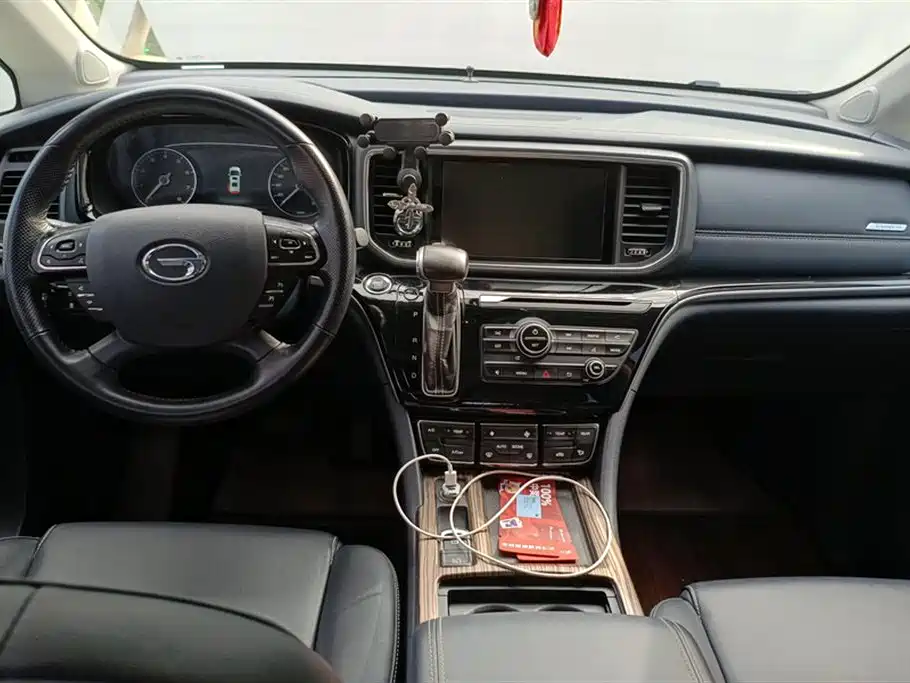GAC Motor Trumpchi M8 2020 — фото 12