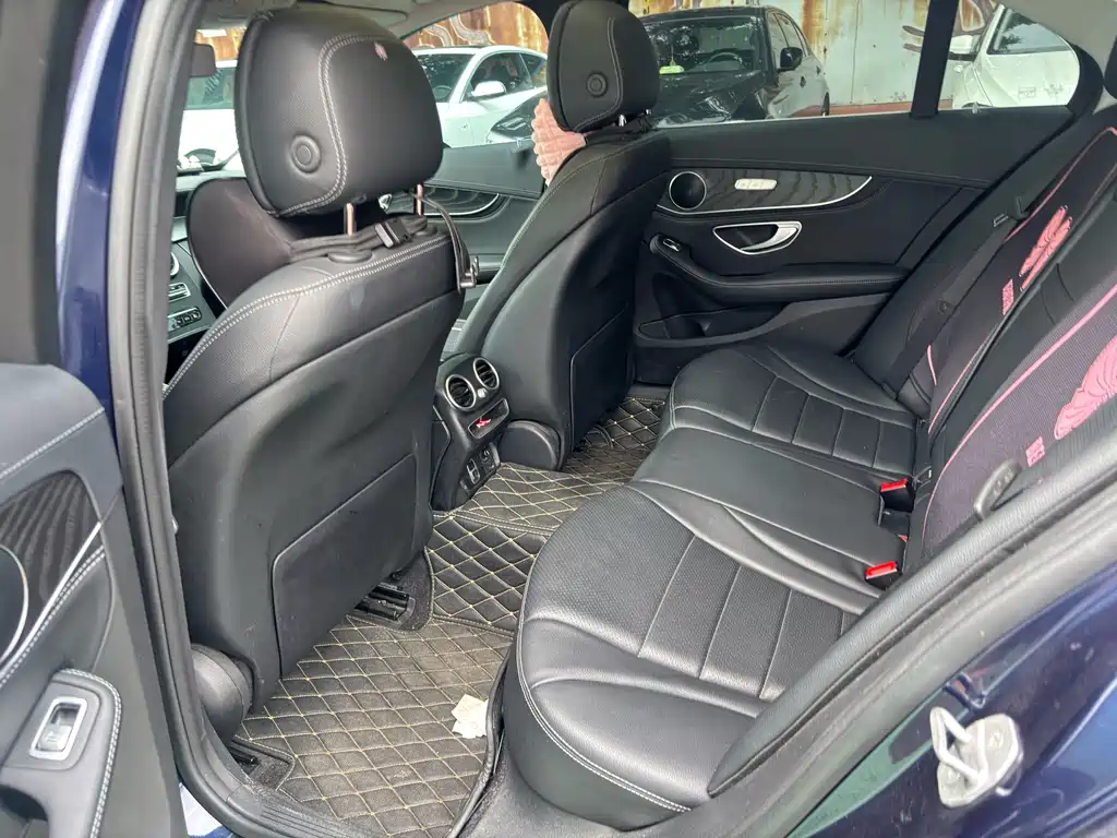 Mercedes-Benz C-Class 2020