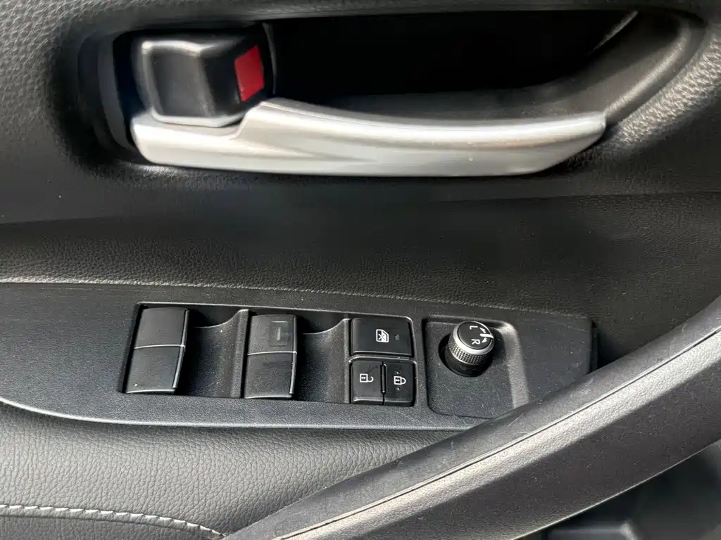 Toyota Corolla 2022 — фото 17
