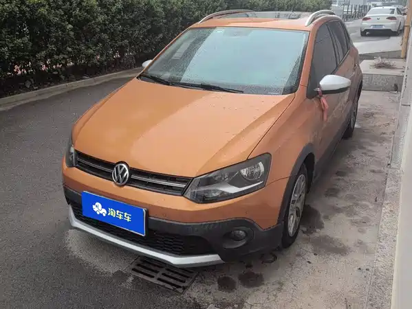 Volkswagen Polo 2015
