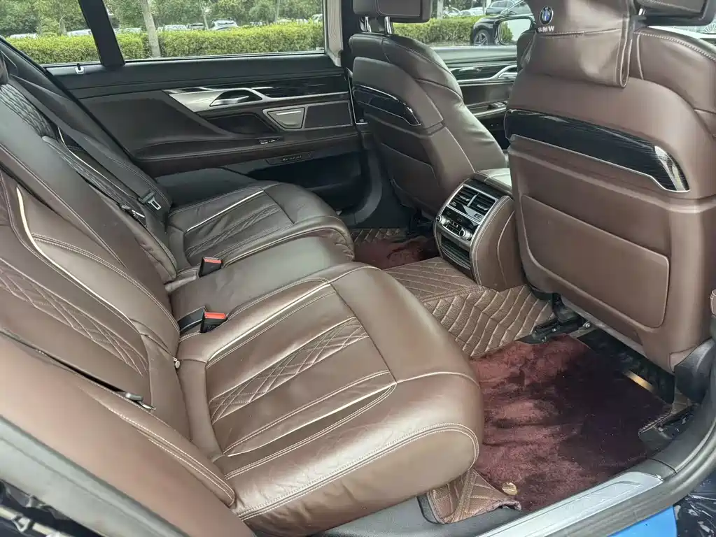 BMW 7 Series 2022 — фото 15