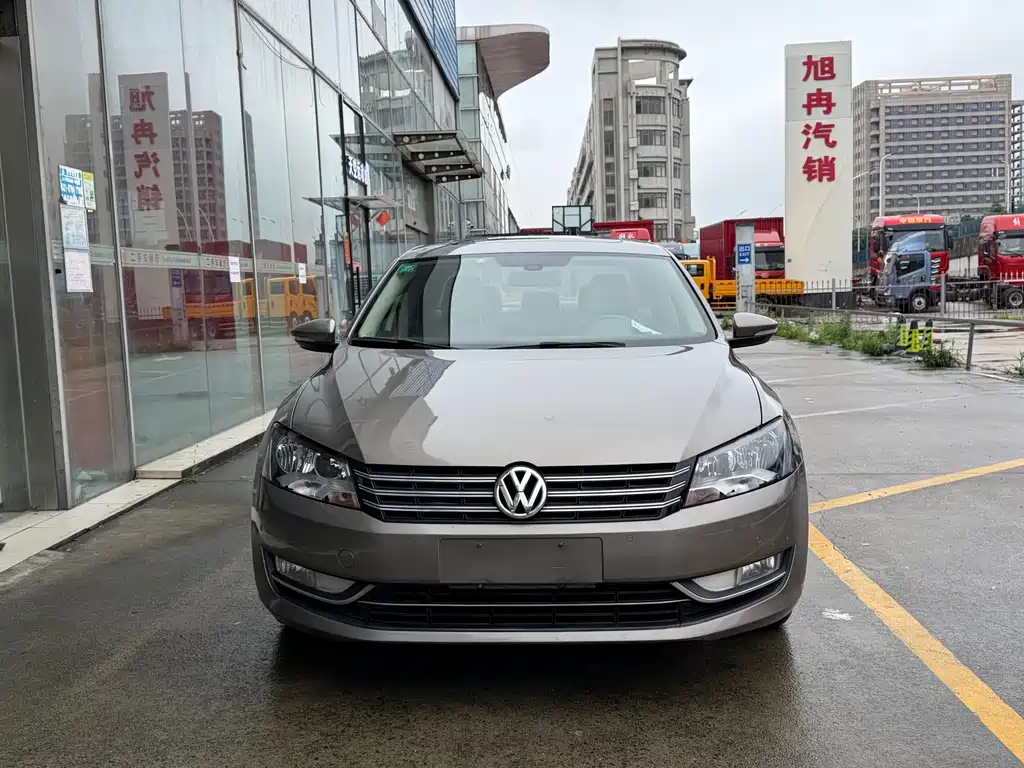 Volkswagen Passat 2012