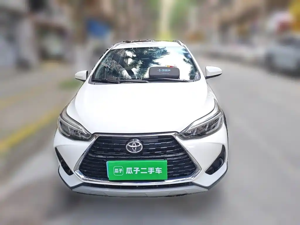 Toyota Yaris L 2022