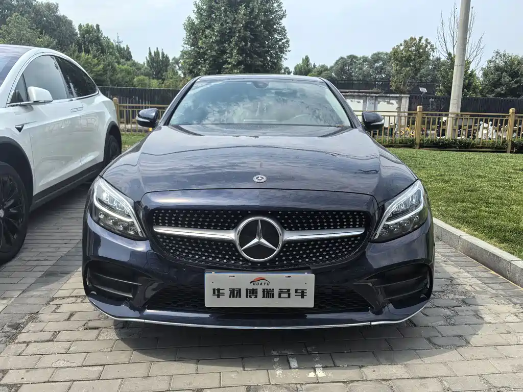 Mercedes-Benz C-Class 2020