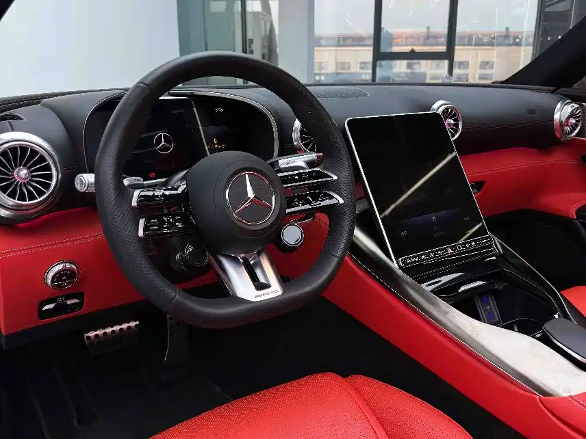 Mercedes-Benz SL-Class AMG 2025 — фото 14