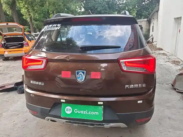 Baojun 560 2015