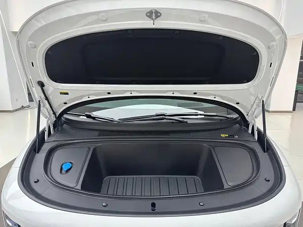 Li Auto i6 2026