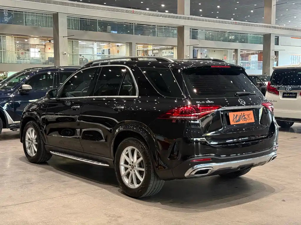 Mercedes-Benz GLE 2020 — фото 13