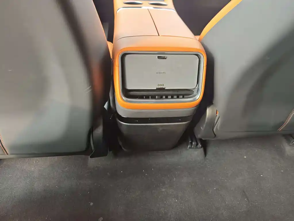 Xiaomi YU7 2025 — фото 8