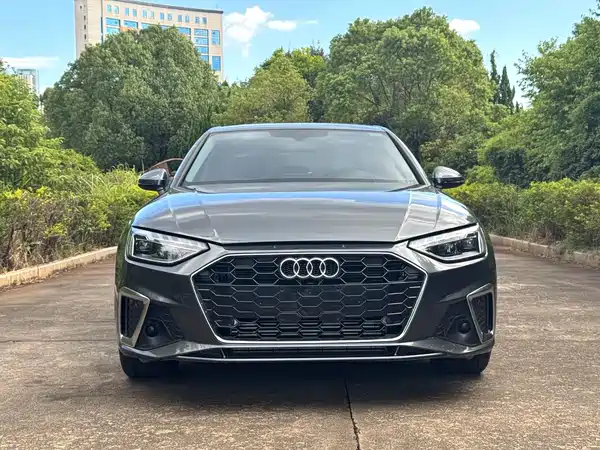 Audi A4L 2024