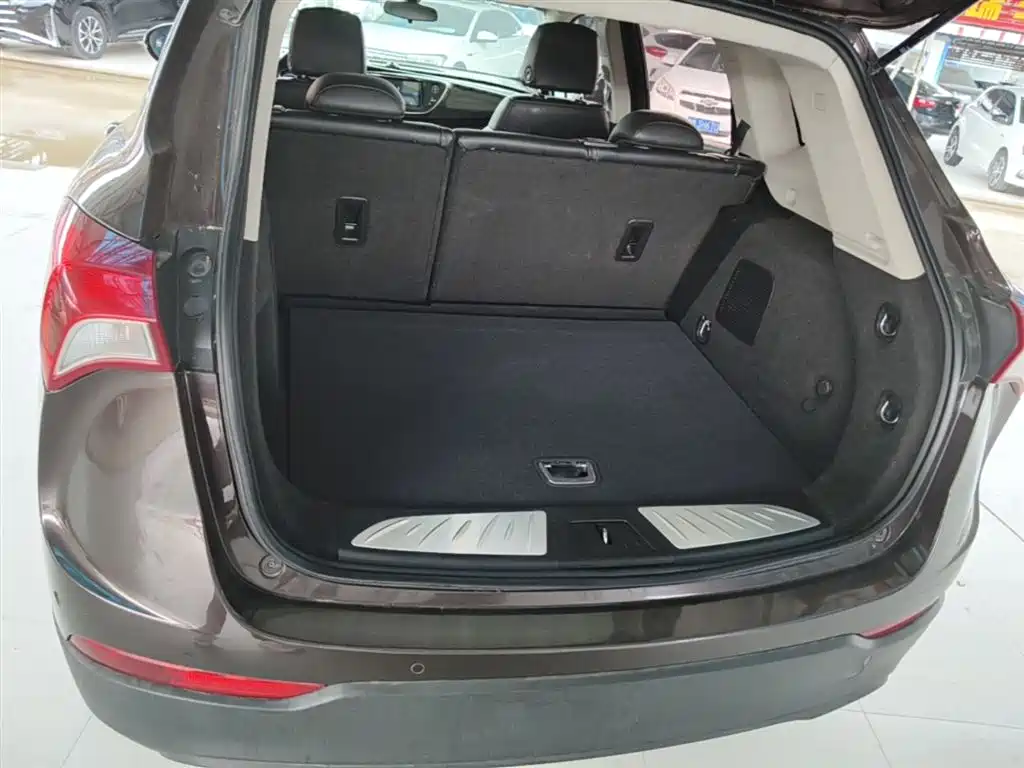 Buick Envision Plus 2018 — фото 19