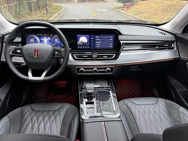 Hongqi HS5 2025
