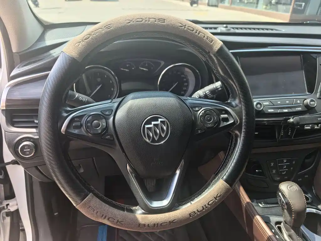 Buick Envision Plus 2018 — фото 17