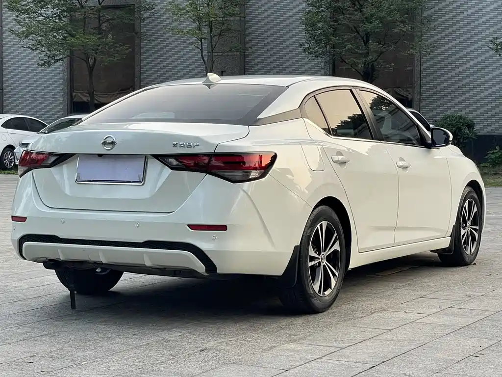 Nissan Sylphy 2020 — фото 16