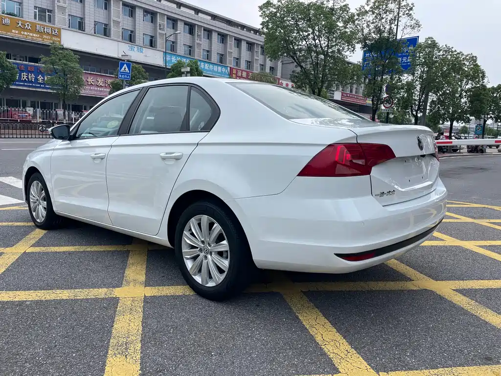 Volkswagen Bora 2021