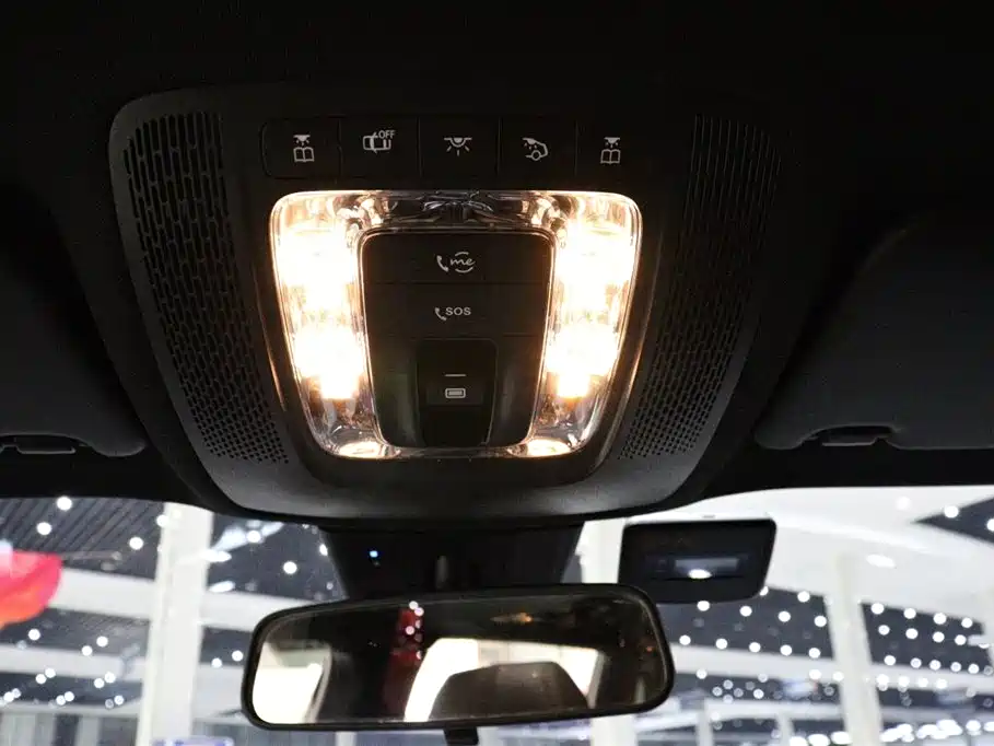 Mercedes-Benz GLB 2023 — фото 13