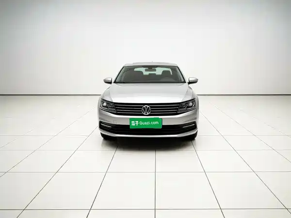 Volkswagen Lavida 2016