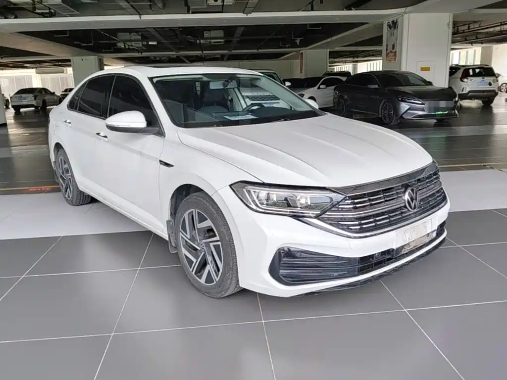 Volkswagen Sagitar 2023