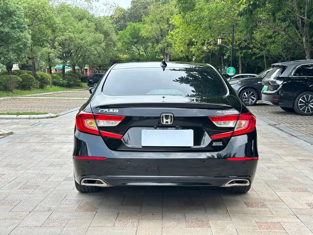 Honda Accord 2019 — фото 9