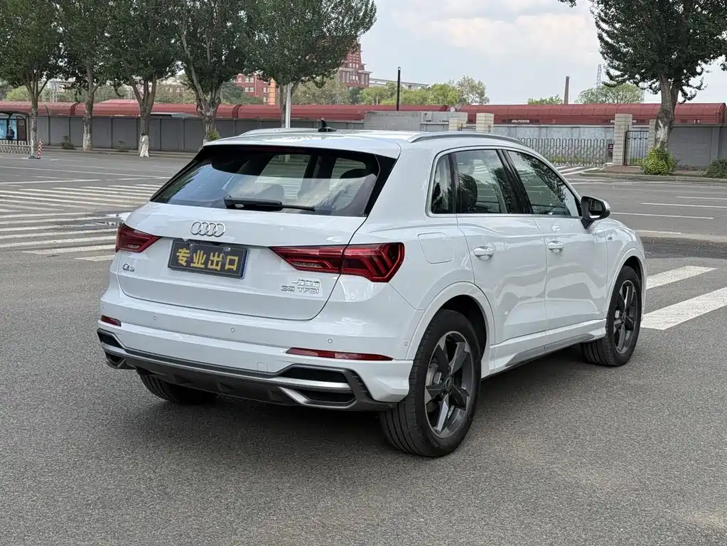 Audi Q3 2022