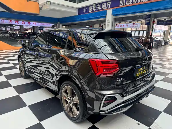 Audi Q2L 2022