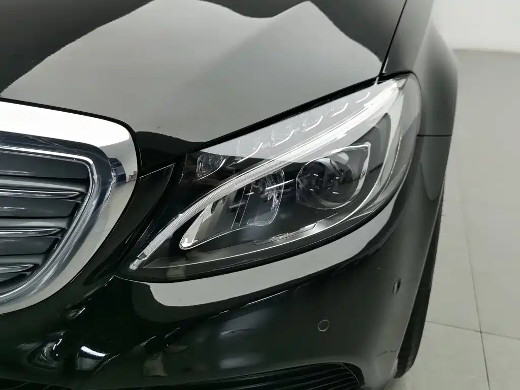 Mercedes-Benz C-Class 2017