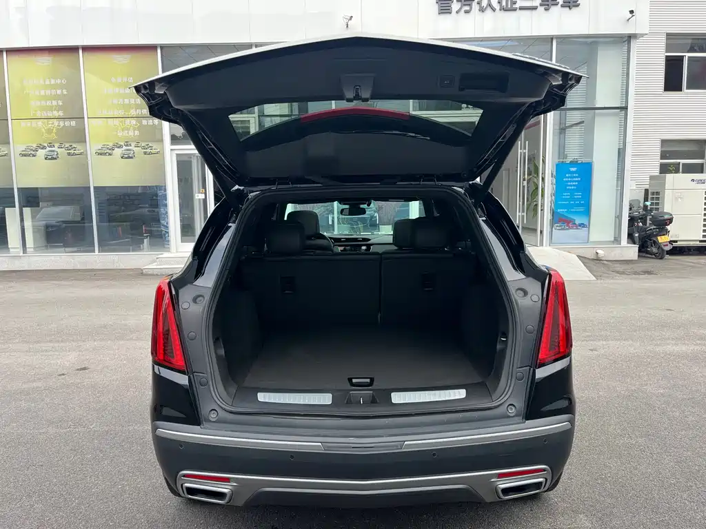 Cadillac XT5 2024 — фото 15
