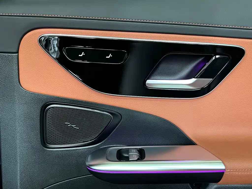 Mercedes-Benz C-Class 2022 — фото 18