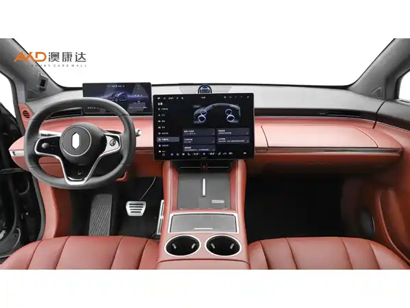 Luxeed R7 2025