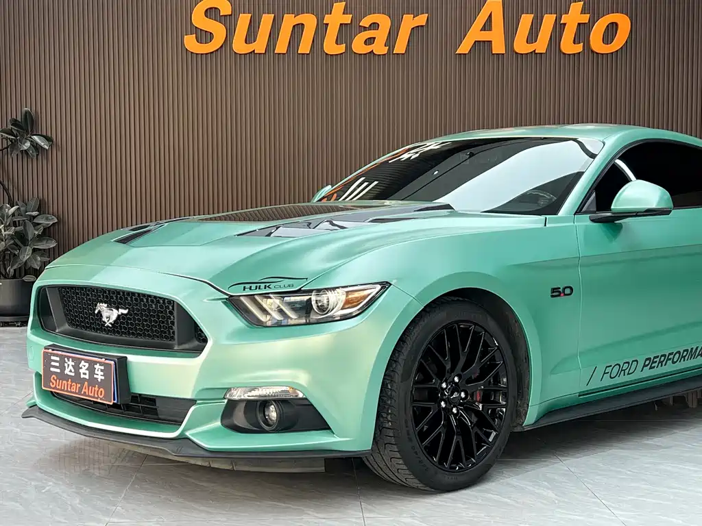 Ford Mustang 2017 — фото 12