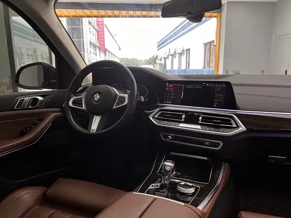 BMW X5 2021