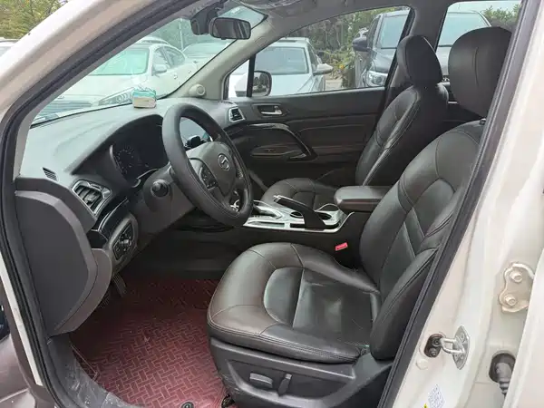 GAC Trumpchi GS4 2016